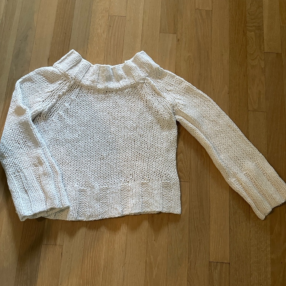 Free People, cropped knit sweater, with bell sleeves!